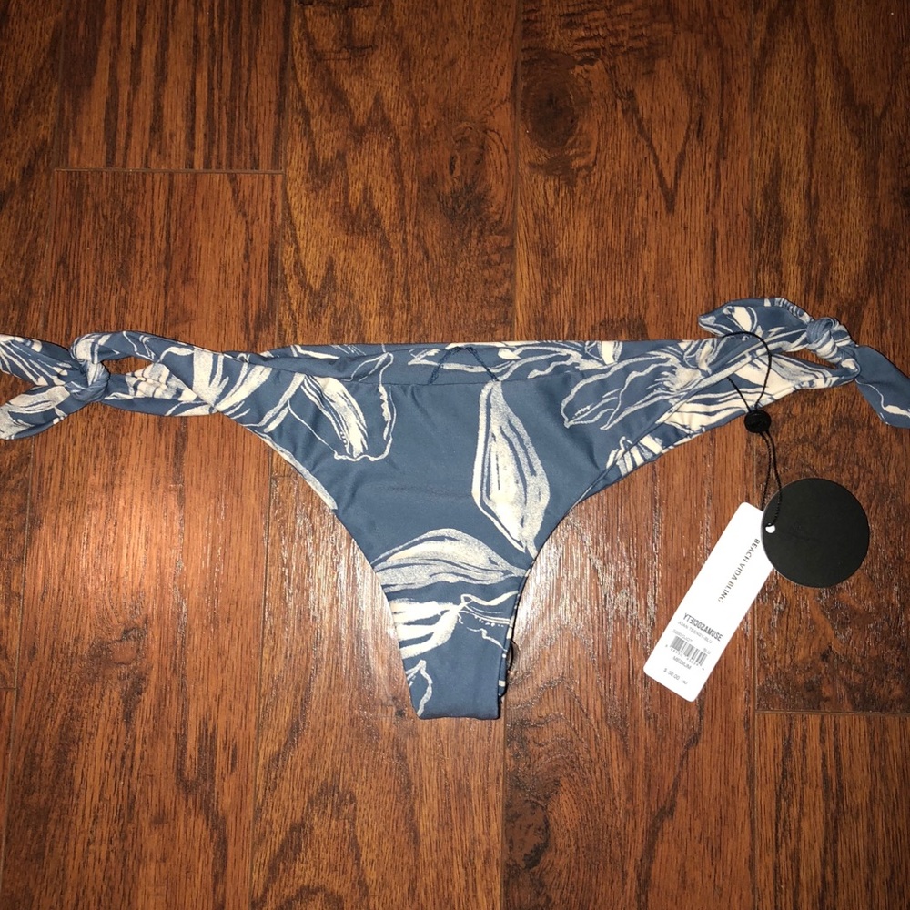 Amuse society bikini bottom